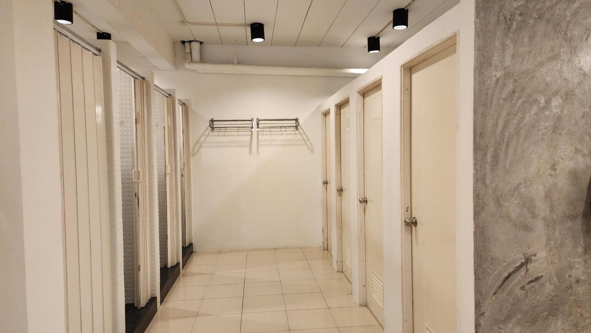 Irest Ao Nang Hostel Exterior photo
