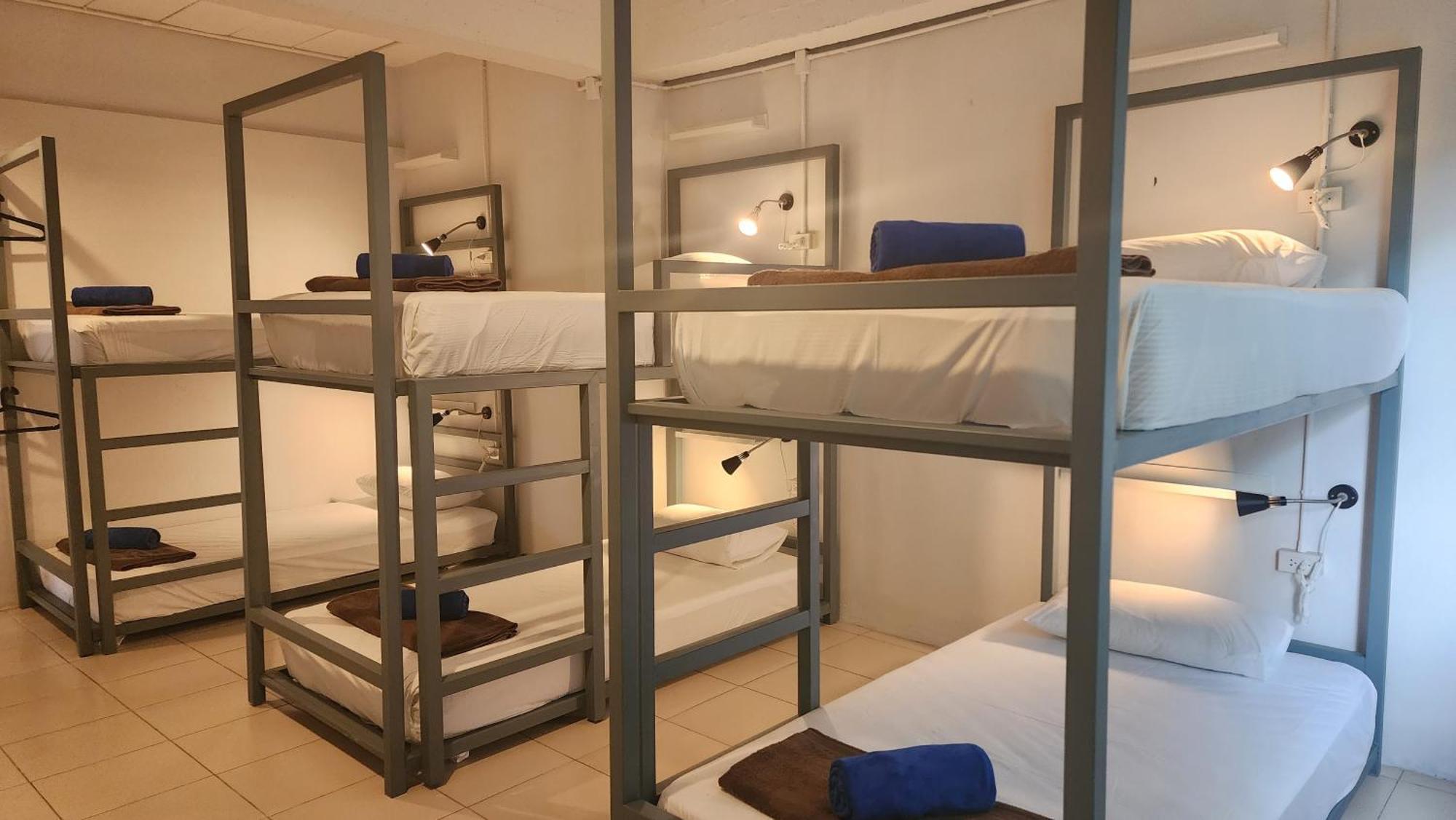 Irest Ao Nang Hostel Exterior photo