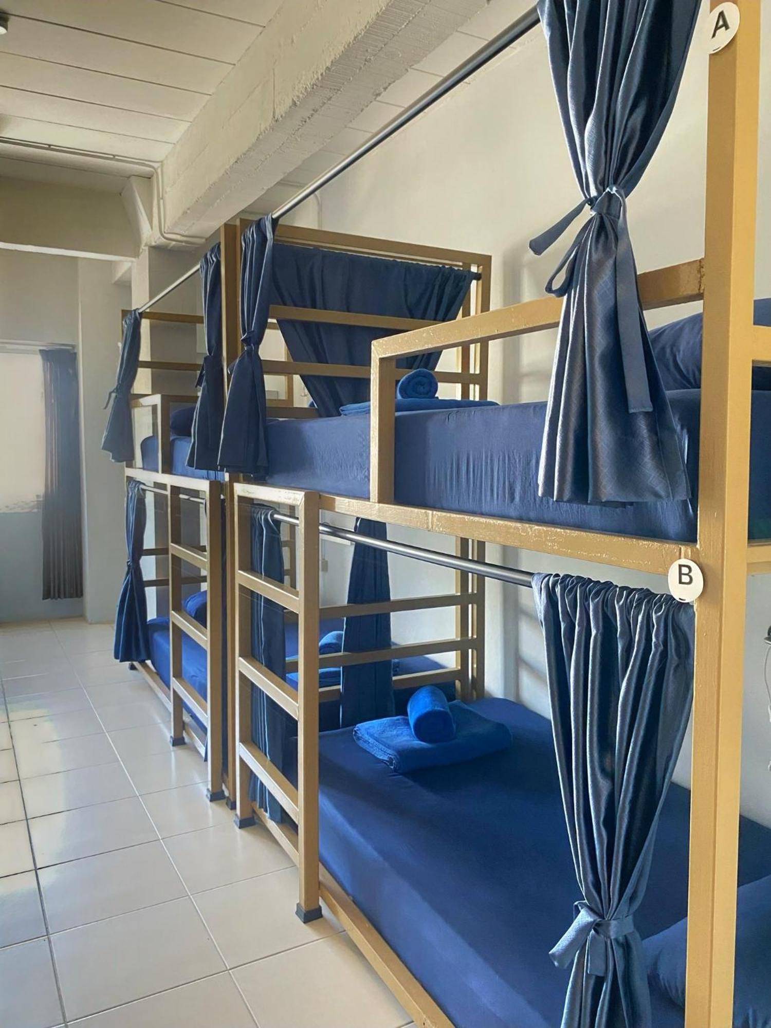 Irest Ao Nang Hostel Exterior photo